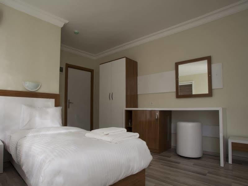 Airport Best Hotel Istanbul Exteriör bild